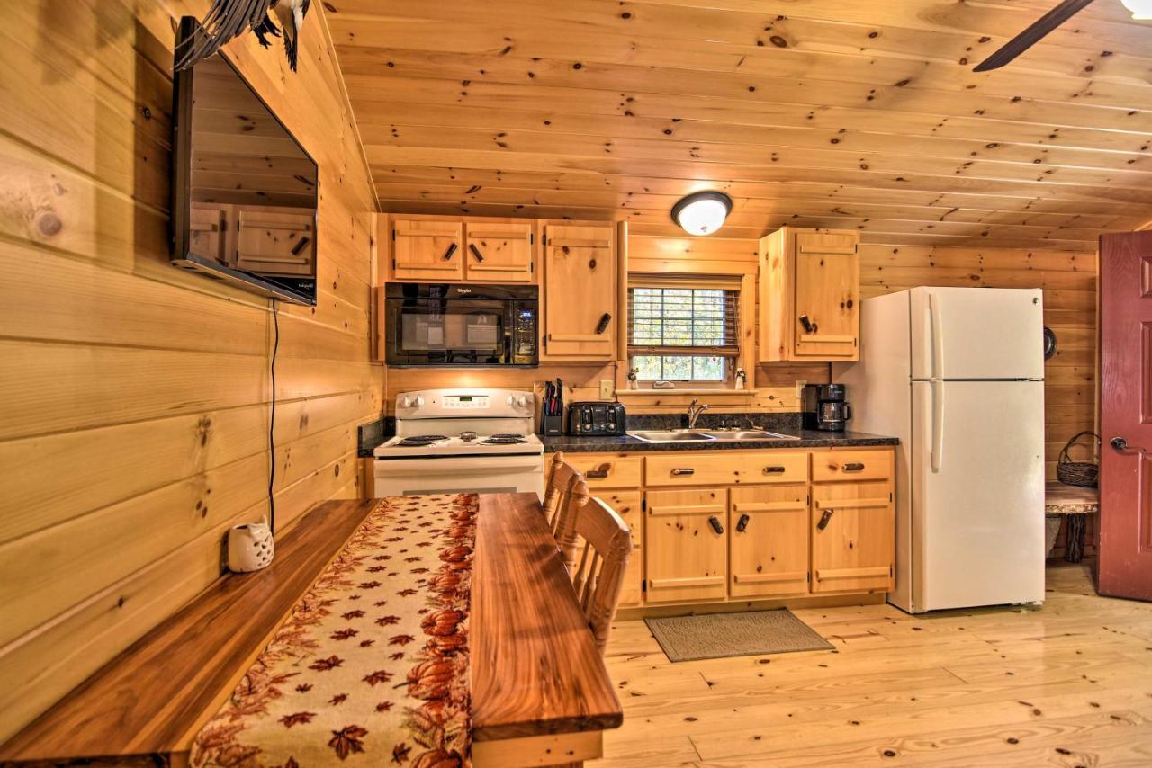 Hooah Cabin Retreat With Grill And Step-Free Access Parsons Exteriör bild