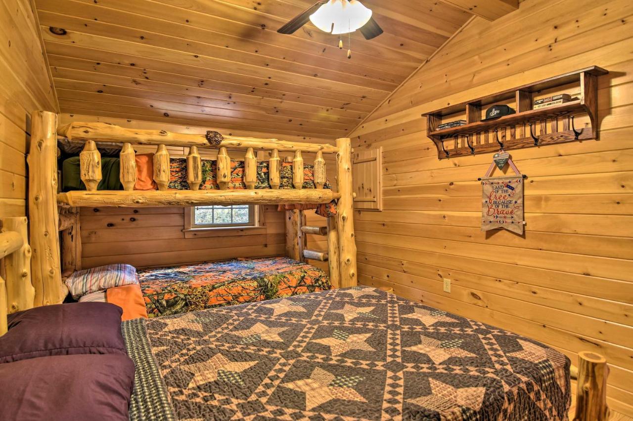 Hooah Cabin Retreat With Grill And Step-Free Access Parsons Exteriör bild