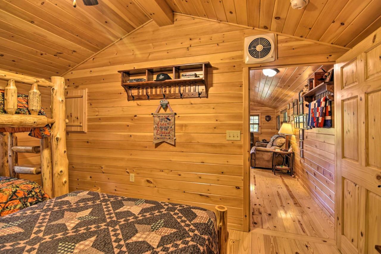 Hooah Cabin Retreat With Grill And Step-Free Access Parsons Exteriör bild