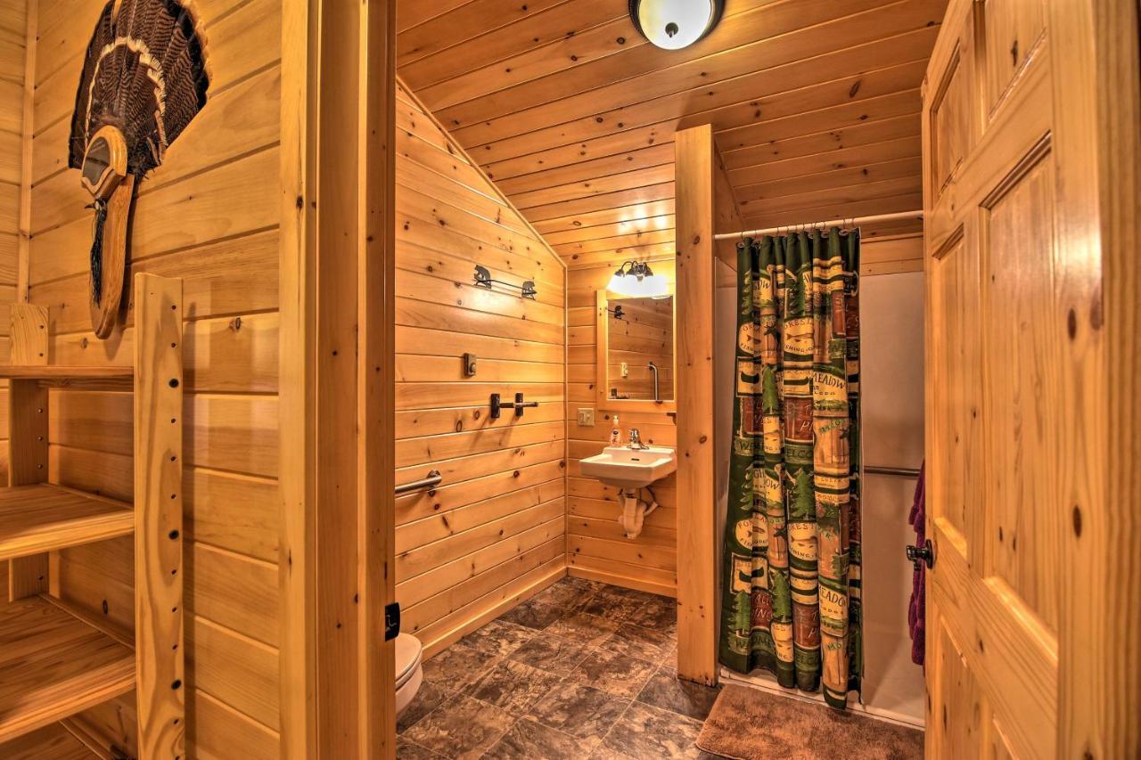 Hooah Cabin Retreat With Grill And Step-Free Access Parsons Exteriör bild