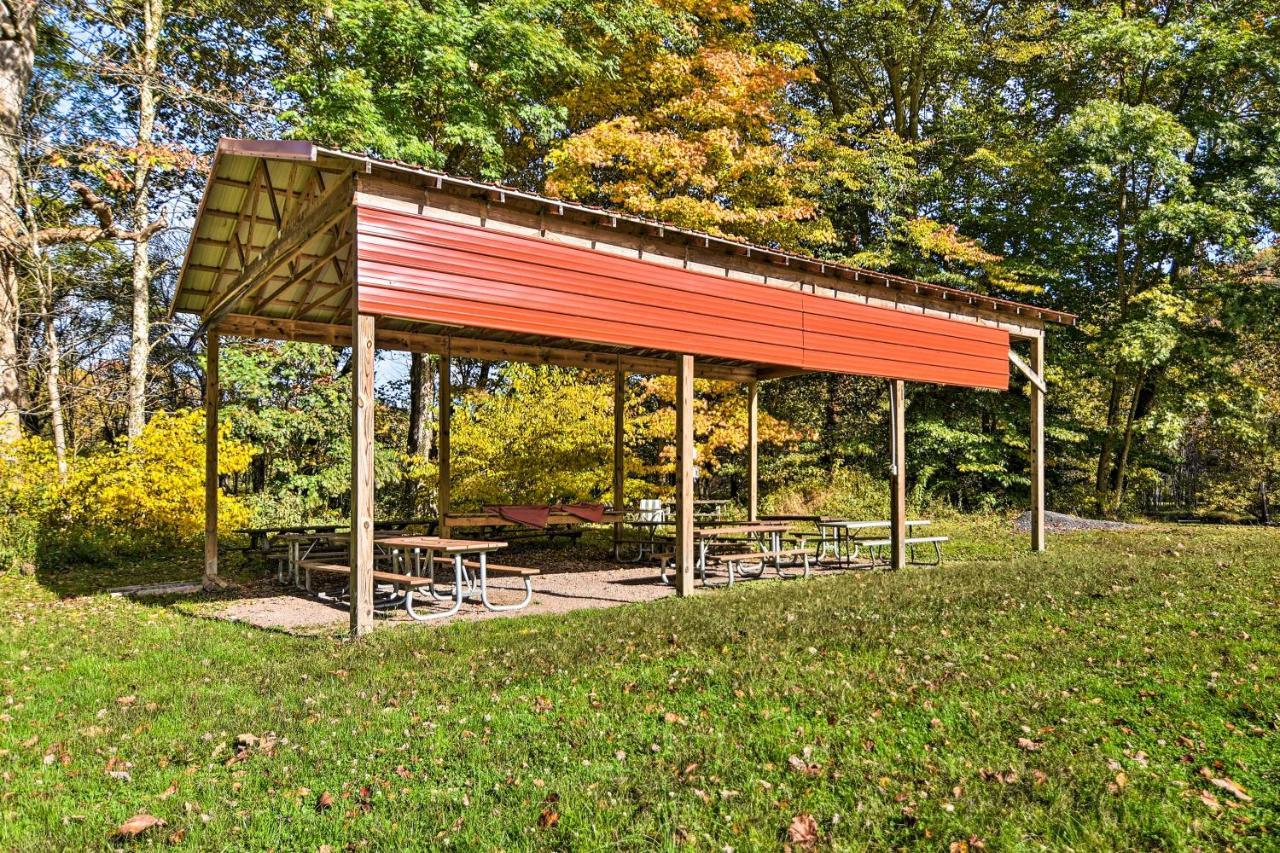 Hooah Cabin Retreat With Grill And Step-Free Access Parsons Exteriör bild