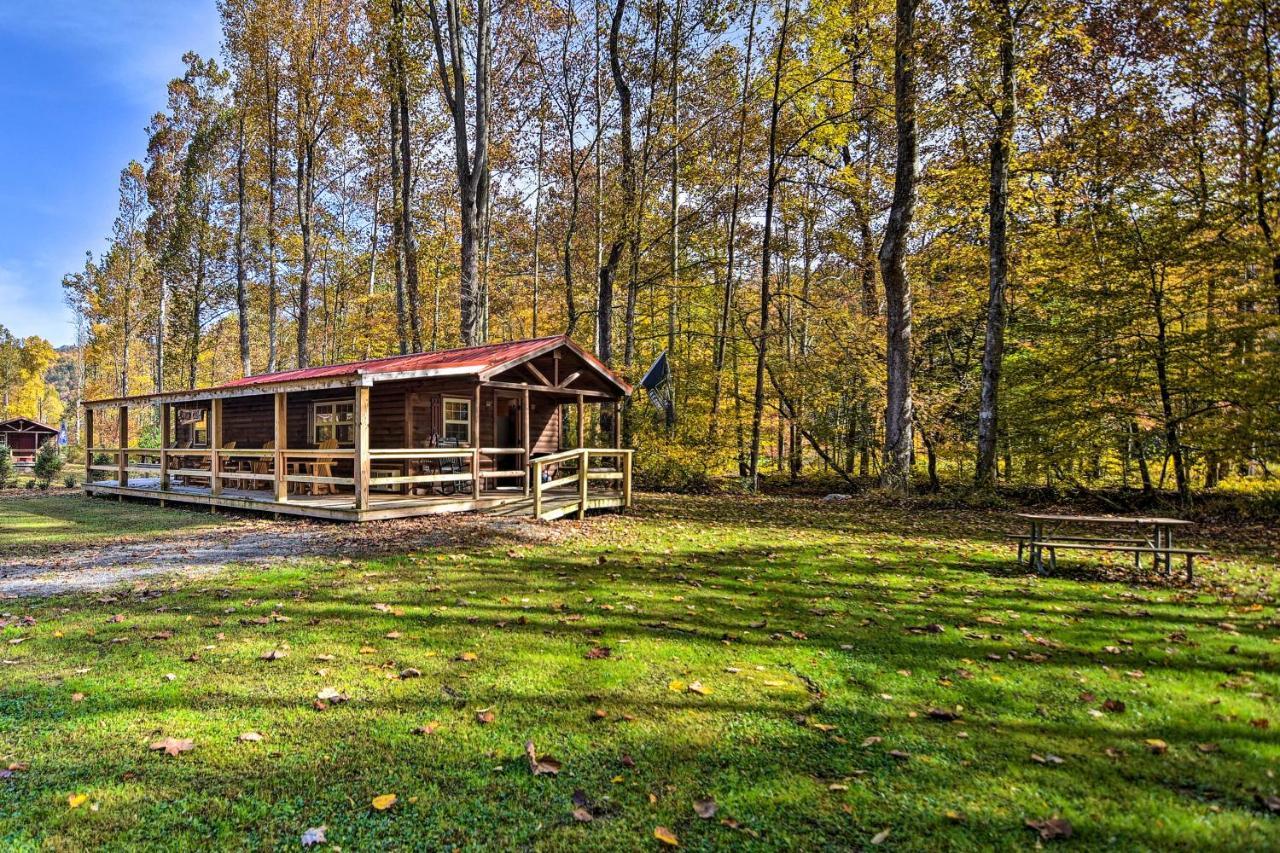 Hooah Cabin Retreat With Grill And Step-Free Access Parsons Exteriör bild